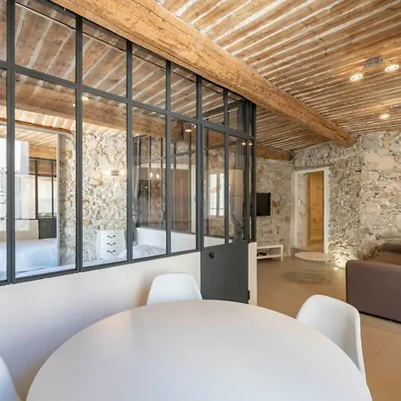 Brand New One Bedroom Heart Of Cannes