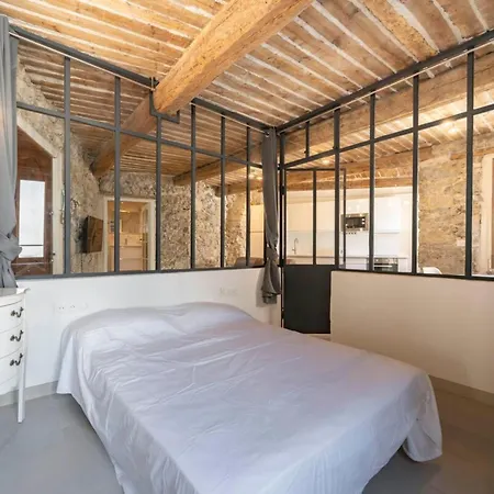 Brand New One Bedroom Heart Of Apartment